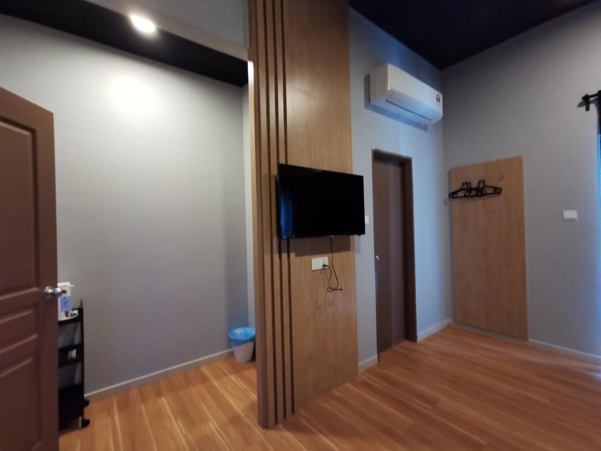 Tatami D'Tepi Laut - Pangkor Island Villa Kampong Sungai Udang Exterior photo